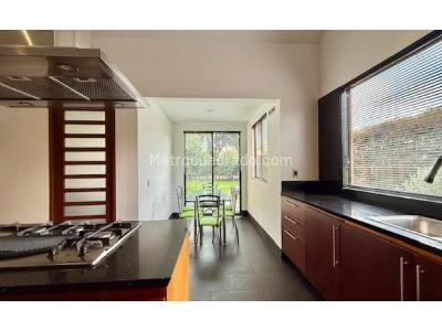 Casa de 4 alcobas en venta en Guaymaral, Bogotá, 1295 m² · foto 7 de 18