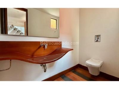 Casa de 4 alcobas en venta en Guaymaral, Bogotá, 1295 m² · foto 8 de 18