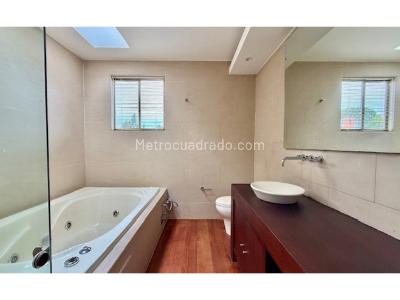 Casa de 4 alcobas en venta en Guaymaral, Bogotá, 1295 m² · foto 13 de 18
