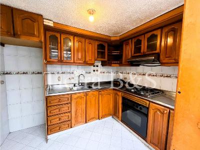 Casa en venta en Mazuren, Bogotá · foto 5 de 16