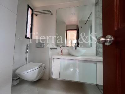 Casa en venta en San Jose De Bavaria, Bogotá · foto 15 de 20
