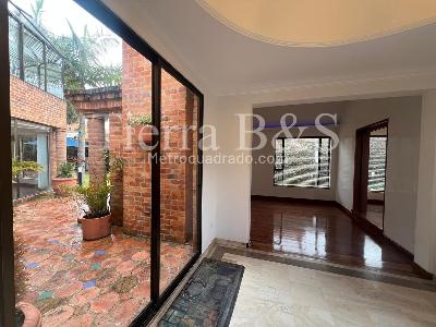 Casa en venta en San Jose De Bavaria, Bogotá · foto 3 de 20