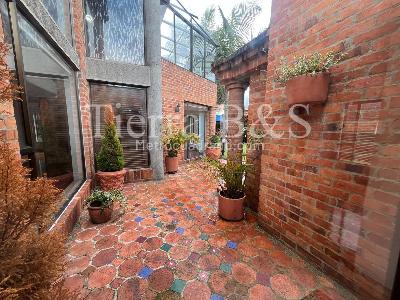 Casa en venta en San Jose De Bavaria, Bogotá · foto 7 de 20