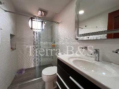 Casa de 4 alcobas en venta en San Jose De Bavaria, Bogotá, 800 m² · foto 18 de 20
