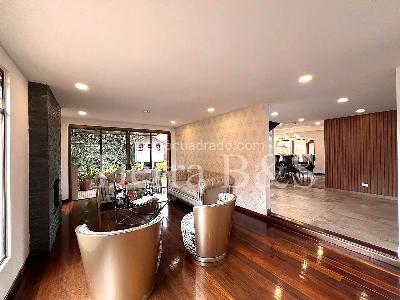Casa de 4 alcobas en venta en San Jose De Bavaria, Bogotá, 800 m² · foto 2 de 20