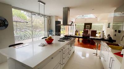 Casa de 4 alcobas en venta en Guaymaral San Simon, Bogotá, 430 m² · foto 7 de 20