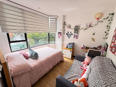 Apartamento en venta en Santa Barbara Occidental, Bogotá · foto 4 de 16