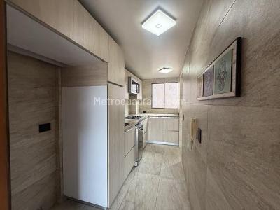 Apartamento en venta en Ciudad Salitre, Bogotá · foto 10 de 20