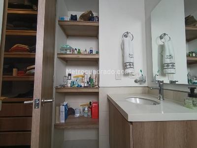 Apartamento de 3 alcobas en venta en Mazuren Colina, Bogotá, 73 m² · foto 13 de 19