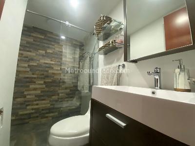 Apartamento de 3 alcobas en venta en Canodromo, Bogotá, 62 m² · foto 2 de 12