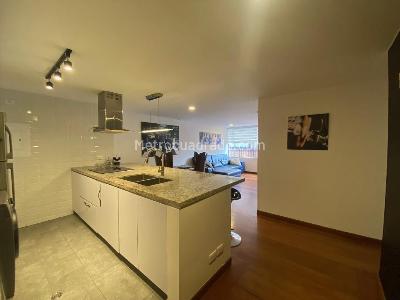 Apartamento en venta en Lago Gaitan, Bogotá · foto 3 de 12