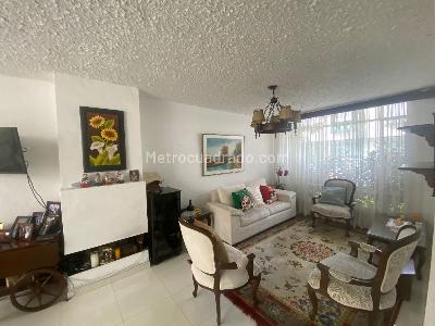 Casa en venta en Los Andes, Bogotá · foto 3 de 18
