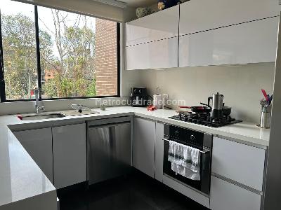 Apartamento de 3 alcobas en venta en San Patricio, Bogotá, 130 m² · foto 5 de 20