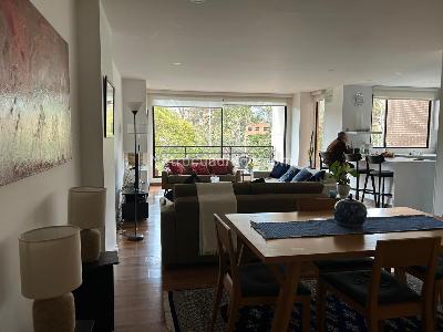 Apartamento de 3 alcobas en venta en San Patricio, Bogotá, 130 m² · foto 2 de 20