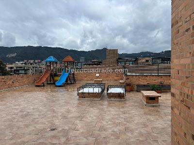 Apartamento de 3 alcobas en venta en San Patricio, Bogotá, 130 m² · foto 17 de 20