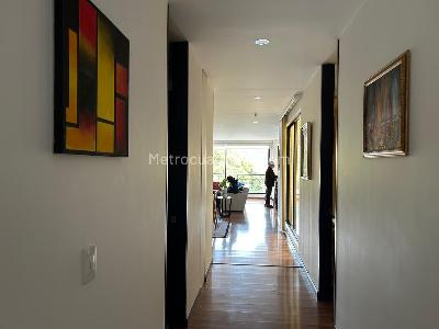 Apartamento de 3 alcobas en venta en San Patricio, Bogotá, 130 m² · foto 6 de 20