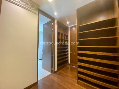 Apartamento de 4 alcobas en venta en Refugio Rosales, Bogotá, 436 m² · foto 15 de 20