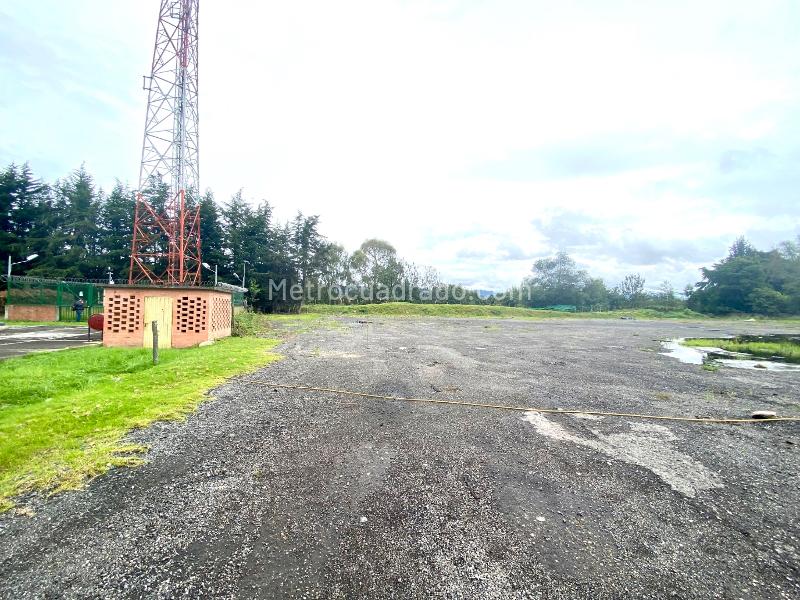 Lote en Arriendo, AUTOPISTA NORTE, Bogotá D.C. - Más