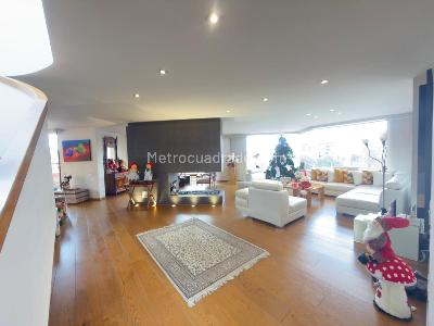 Apartamento de 3 alcobas en venta en Chico Norte Iii, Bogotá, 418 m² · foto 15 de 17
