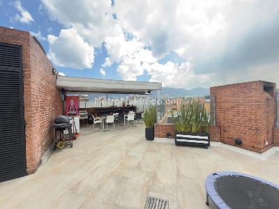 Apartamento de 3 alcobas en venta en Chico Norte Iii, Bogotá, 418 m² · foto 2 de 17