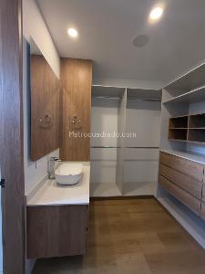 Apartamento en venta en Chico Reservado, Bogotá · foto 8 de 18