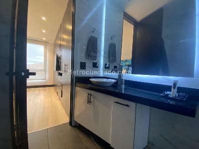 Apartamento de 2 alcobas en arriendo en San Patricio Santa Barbara, Bogotá, 92 m² · foto 7 de 11