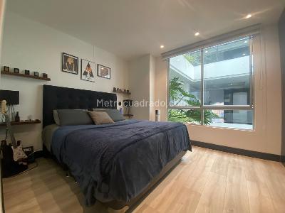 Apartamento de 2 alcobas en arriendo en San Patricio Santa Barbara, Bogotá, 92 m² · foto 9 de 11
