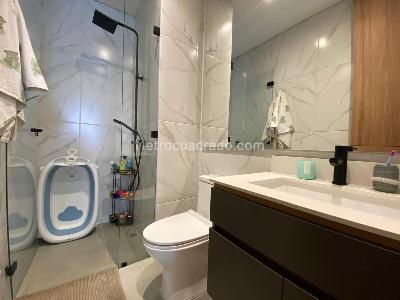 Apartamento de 2 alcobas en venta en San Patricio Santa Barbara, Bogotá, 97 m² · foto 4 de 20