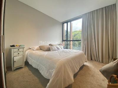 Apartamento de 2 alcobas en arriendo en Parque Del Virrey, Bogotá, 122 m² · foto 2 de 15