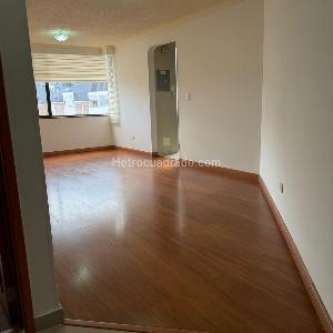 Apartaestudio en arriendo en Cedritos, Bogotá · foto 10 de 12