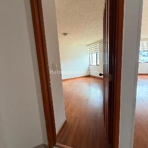Apartaestudio en arriendo en Cedritos, Bogotá · foto 7 de 12