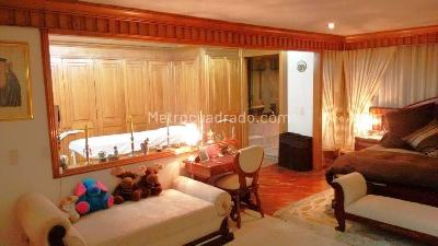 Apartamento de 4 alcobas en venta en Prados Del Country Usaquen, Bogotá, 380 m² · foto 12 de 20