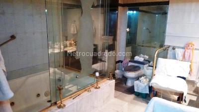 Apartamento de 4 alcobas en venta en Prados Del Country Usaquen, Bogotá, 380 m² · foto 18 de 20