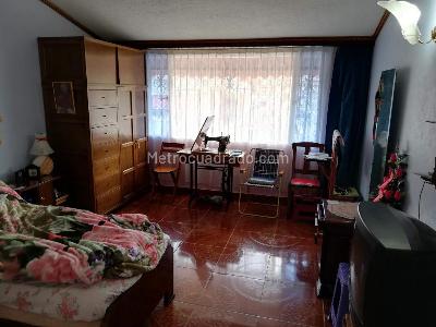 Casa de 4 alcobas en venta en Los Andes Barrios Unidos, Bogotá, 209 m² · foto 11 de 20