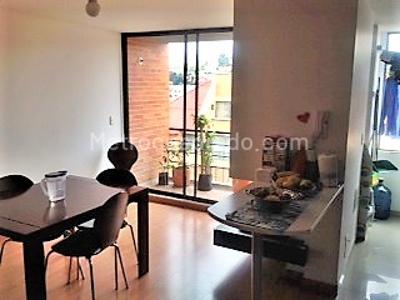Apartamento en arriendo en Las Villas, Bogotá · foto 3 de 16