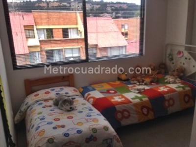 Apartamento en arriendo en Las Villas, Bogotá · foto 13 de 16