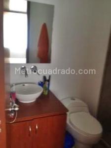 Apartamento en arriendo en Las Villas, Bogotá · foto 16 de 16