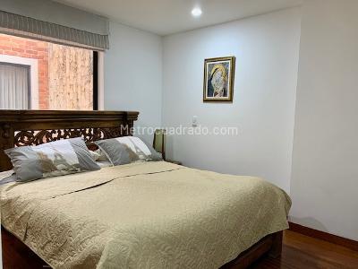 Apartamento en venta en Los Rosales, Bogotá · foto 11 de 18