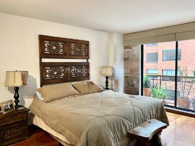 Apartamento en venta en Los Rosales, Bogotá · foto 13 de 18