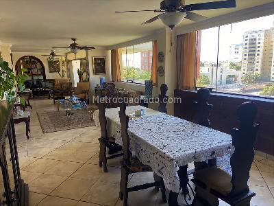 Apartamento de 3 alcobas en venta en Villa Country, Barranquilla, 270 m² · foto 3 de 16