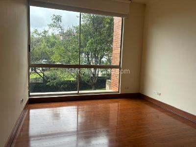 Apartamento de 4 alcobas en venta en Santa Barbara Alta, Bogotá, 322 m² · foto 3 de 20