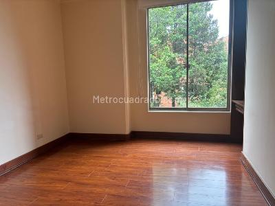 Apartamento de 4 alcobas en venta en Santa Barbara Alta, Bogotá, 322 m² · foto 11 de 20
