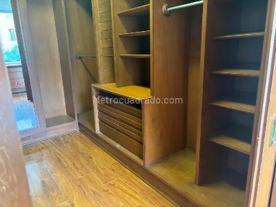 Apartamento de 4 alcobas en venta en Santa Barbara Alta, Bogotá, 322 m² · foto 17 de 20