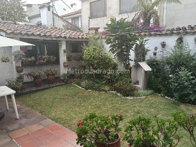 Casa de 5 alcobas en venta en Niza Norte, Bogotá, 309 m² · foto 5 de 20
