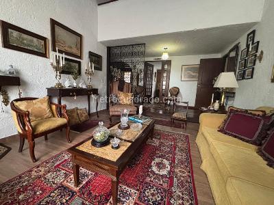 Casa de 5 alcobas en venta en Niza Norte, Bogotá, 309 m² · foto 11 de 20