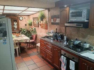Casa de 5 alcobas en venta en Niza Norte, Bogotá, 309 m² · foto 14 de 20