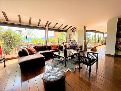 Apartamento de 3 alcobas en venta en Lindaraja, Bogotá, 325 m² · foto 3 de 20
