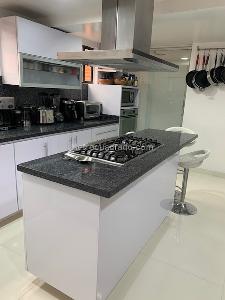 Apartamento en venta en Santa Barbara Occidental, Bogotá · foto 2 de 20