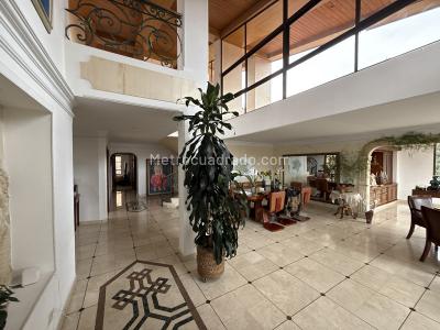 Apartamento de 5 alcobas en venta en Cedro Golf, Bogotá, 220 m² · foto 5 de 20