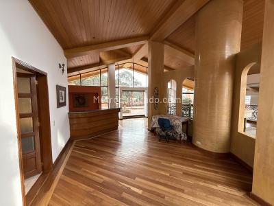 Apartamento de 5 alcobas en venta en Cedro Golf, Bogotá, 220 m² · foto 17 de 20